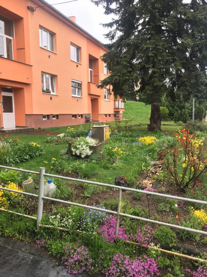 Apartman Monya Turčianske Teplice Eksteriør billede
